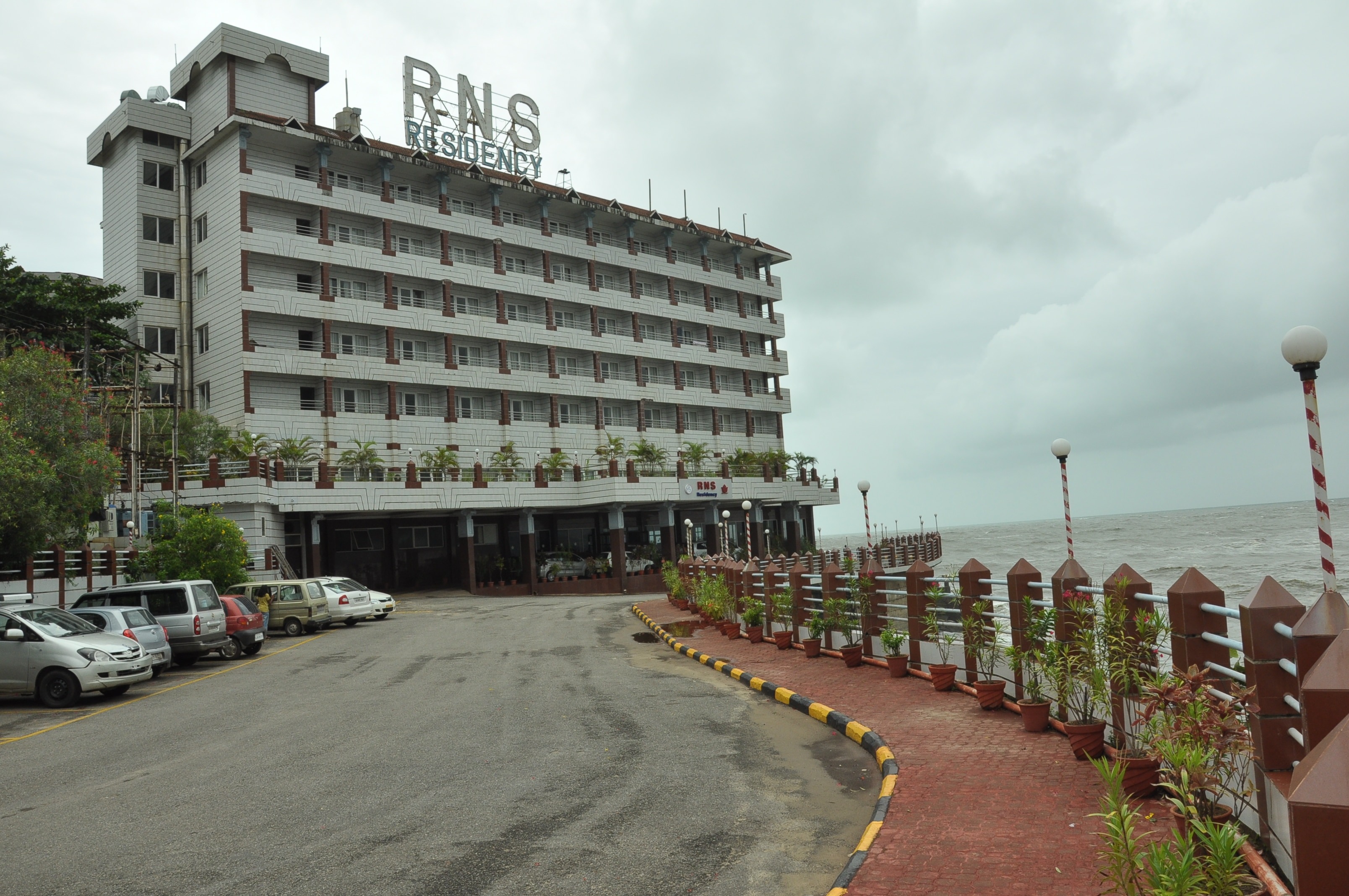 RNS RESIDENCY